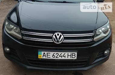 Внедорожник / Кроссовер Volkswagen Tiguan 2013 в Кривом Роге