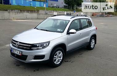 Внедорожник / Кроссовер Volkswagen Tiguan 2016 в Киеве