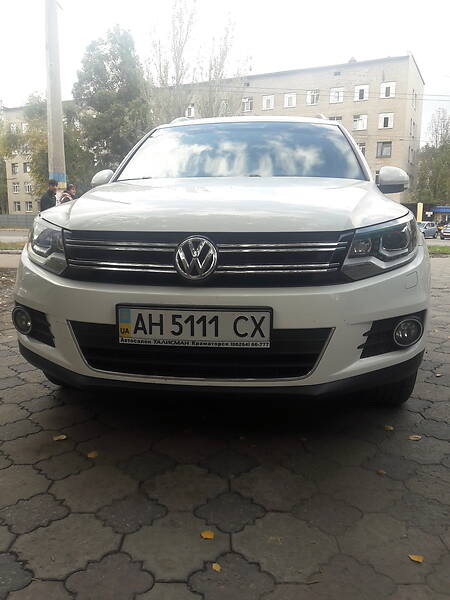 Внедорожник / Кроссовер Volkswagen Tiguan 2013 в Краматорске