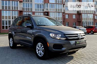 Внедорожник / Кроссовер Volkswagen Tiguan 2016 в Николаеве