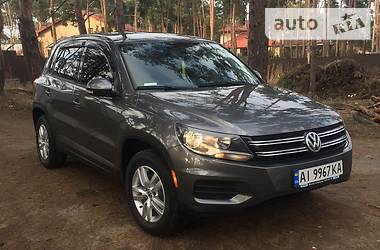 Внедорожник / Кроссовер Volkswagen Tiguan 2011 в Киеве