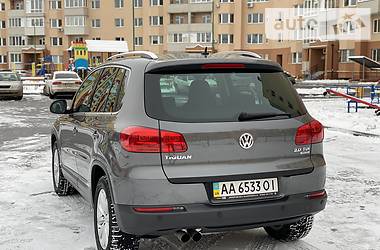 Внедорожник / Кроссовер Volkswagen Tiguan 2014 в Киеве