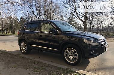 Позашляховик / Кросовер Volkswagen Tiguan 2013 в Миколаєві