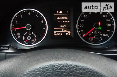 Позашляховик / Кросовер Volkswagen Tiguan 2012 в 