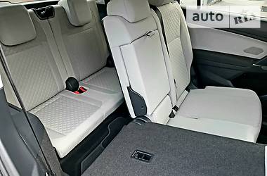 Позашляховик / Кросовер Volkswagen Tiguan 2017 в 