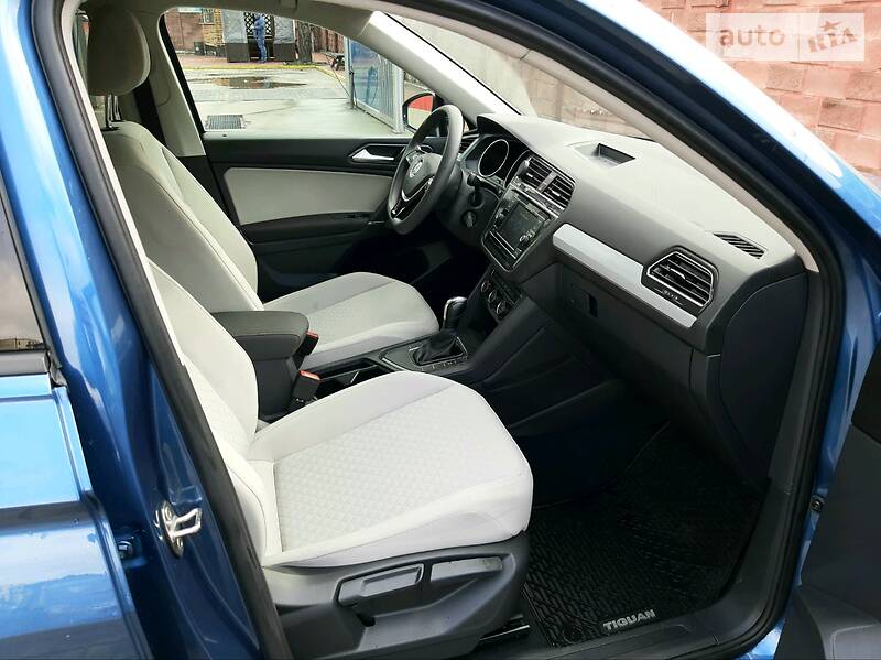 Внедорожник / Кроссовер Volkswagen Tiguan 2017 в Ровно фото 17 Внедорожник / Кроссовер Volkswagen Tiguan 2017 в Ровно