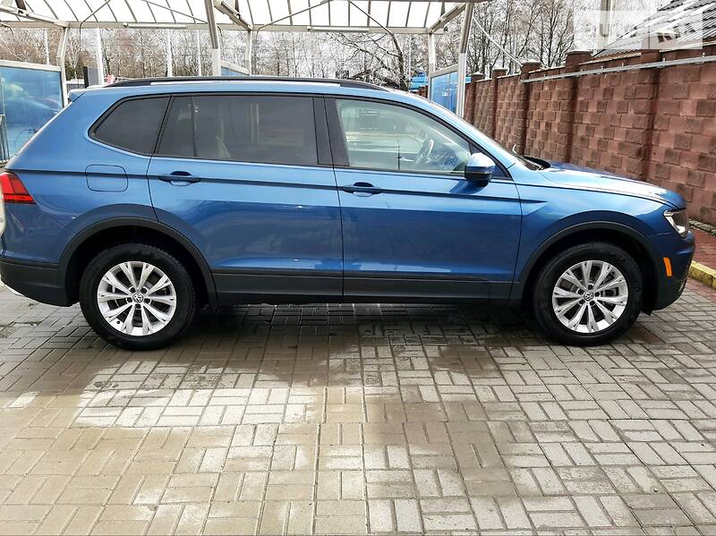 Внедорожник / Кроссовер Volkswagen Tiguan 2017 в Ровно фото 4 Внедорожник / Кроссовер Volkswagen Tiguan 2017 в Ровно