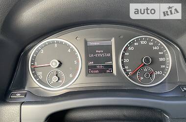 Позашляховик / Кросовер Volkswagen Tiguan 2011 в 