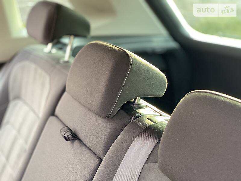 Позашляховик / Кросовер Volkswagen Tiguan 2016 в Рівному