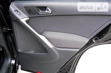 Внедорожник / Кроссовер Volkswagen Tiguan 2009 в 