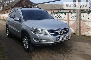 Позашляховик / Кросовер Volkswagen Tiguan 2008 в 