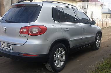 Позашляховик / Кросовер Volkswagen Tiguan 2008 в 