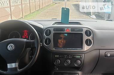 Позашляховик / Кросовер Volkswagen Tiguan 2008 в 
