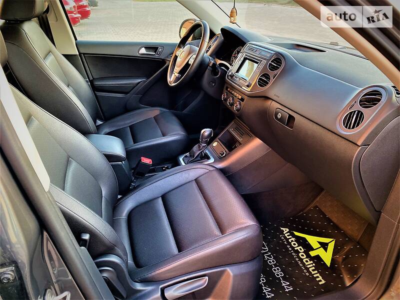 Позашляховик / Кросовер Volkswagen Tiguan 2016 в Херсоні