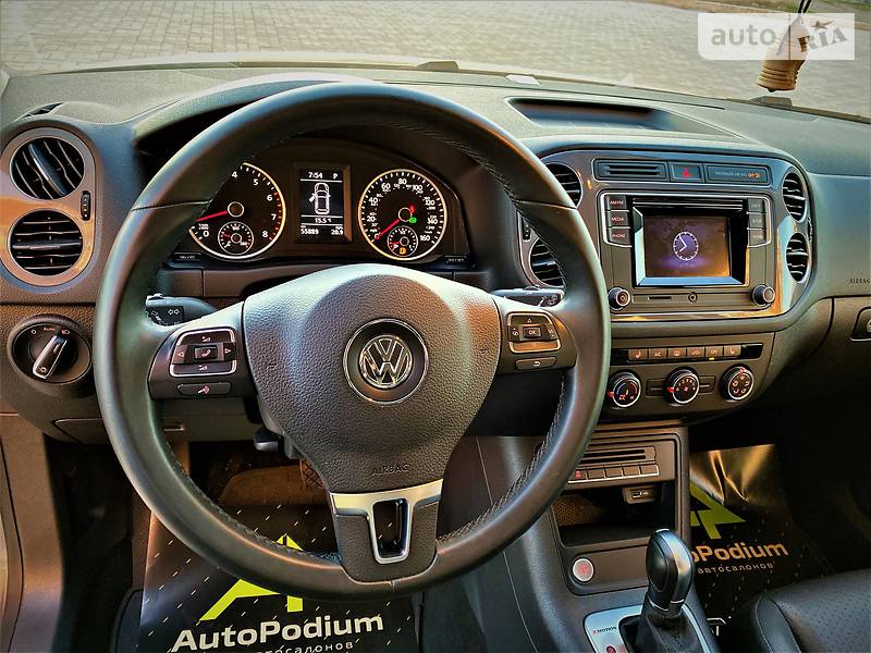 Позашляховик / Кросовер Volkswagen Tiguan 2016 в Херсоні
