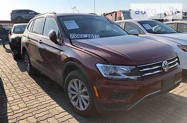Позашляховик / Кросовер Volkswagen Tiguan 2019 в 
