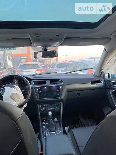 Позашляховик / Кросовер Volkswagen Tiguan 2018 в Львові