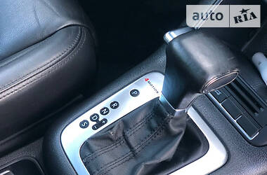 Позашляховик / Кросовер Volkswagen Tiguan 2010 в 
