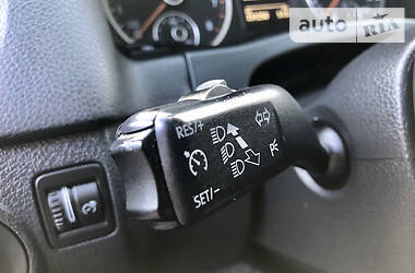 Позашляховик / Кросовер Volkswagen Tiguan 2010 в 