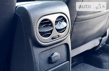 Позашляховик / Кросовер Volkswagen Tiguan 2010 в 