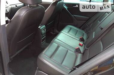 Позашляховик / Кросовер Volkswagen Tiguan 2013 в 