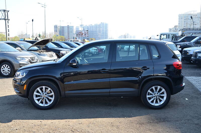 Позашляховик / Кросовер Volkswagen Tiguan 2017 в Києві