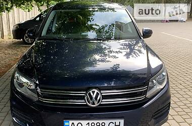 Позашляховик / Кросовер Volkswagen Tiguan 2013 в 