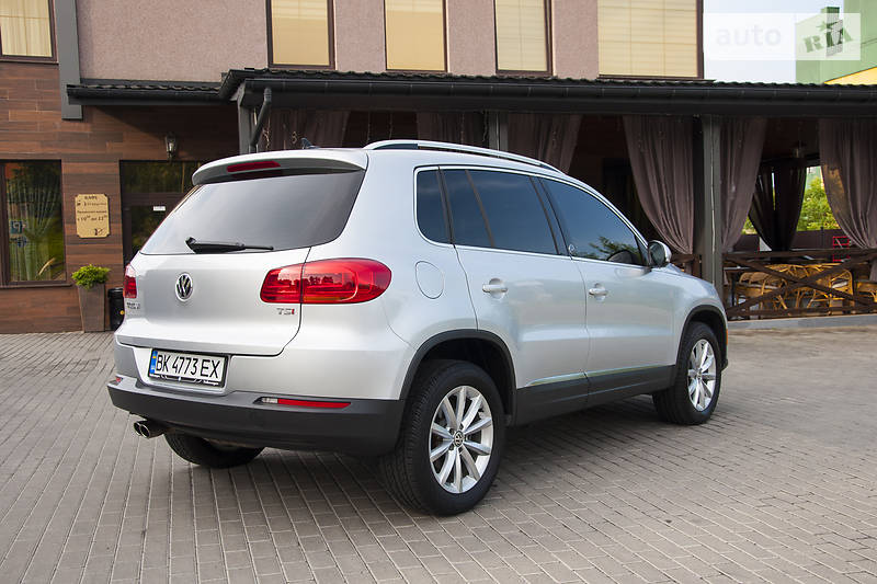 Позашляховик / Кросовер Volkswagen Tiguan 2016 в Рівному фото 24 Позашляховик / Кросовер Volkswagen Tiguan 2016 в Рівному