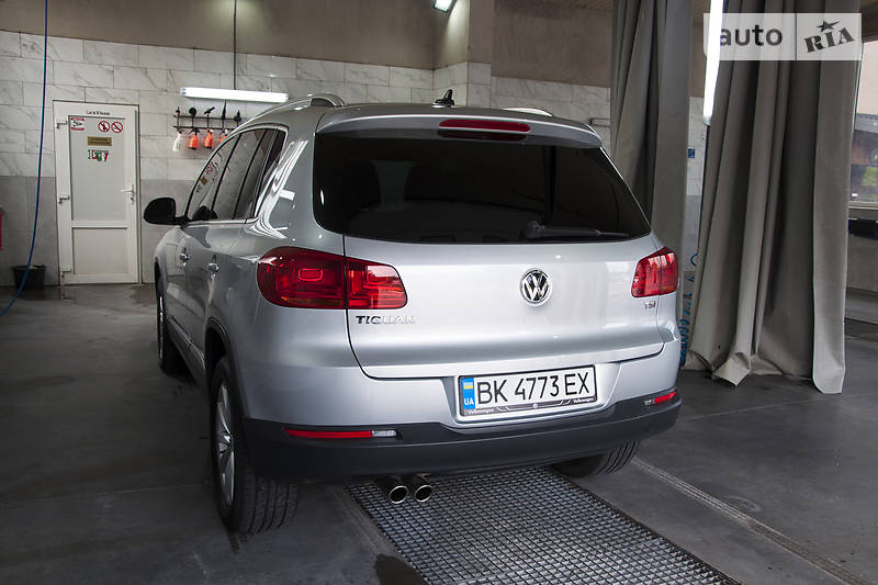 Позашляховик / Кросовер Volkswagen Tiguan 2016 в Рівному фото 47 Позашляховик / Кросовер Volkswagen Tiguan 2016 в Рівному