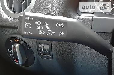Позашляховик / Кросовер Volkswagen Tiguan 2015 в 