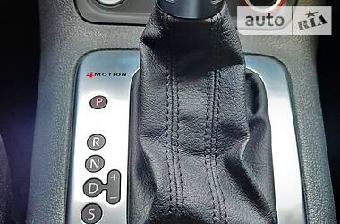 Позашляховик / Кросовер Volkswagen Tiguan 2015 в 