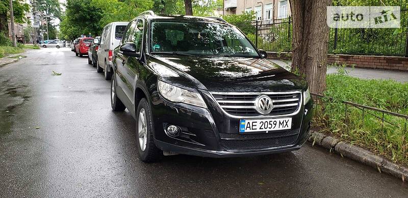 Позашляховик / Кросовер Volkswagen Tiguan 2010 в Дніпрі фото 8 Позашляховик / Кросовер Volkswagen Tiguan 2010 в Дніпрі