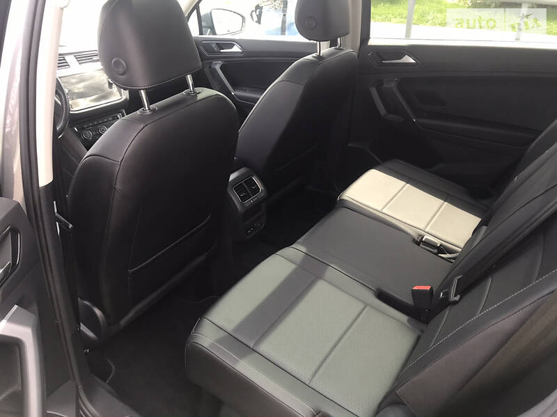 Позашляховик / Кросовер Volkswagen Tiguan 2017 в Львові