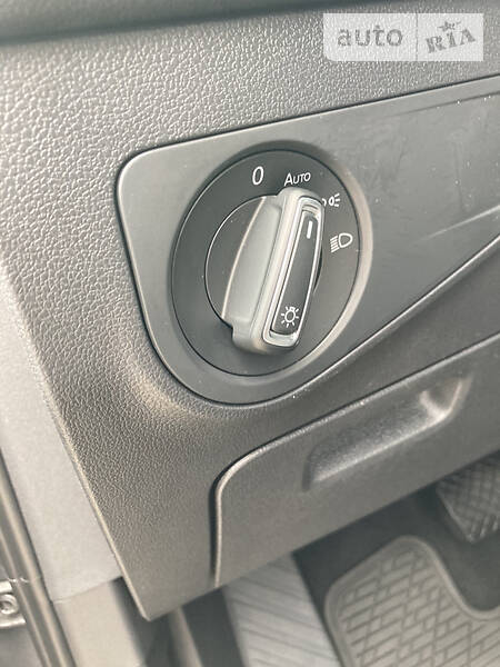 Позашляховик / Кросовер Volkswagen Tiguan 2017 в Глобиному