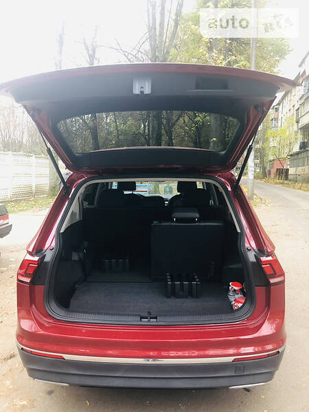 Внедорожник / Кроссовер Volkswagen Tiguan 2017 в Хмельницком фото 7 Внедорожник / Кроссовер Volkswagen Tiguan 2017 в Хмельницком