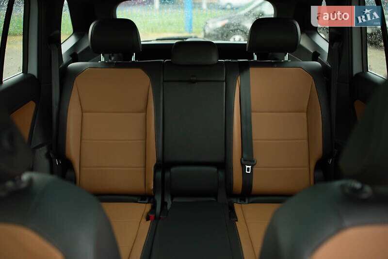 Внедорожник / Кроссовер Volkswagen Tiguan 2018 в Ровно