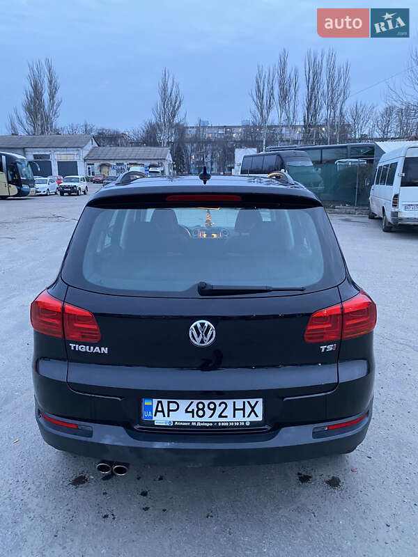 Позашляховик / Кросовер Volkswagen Tiguan 2017 в Києві