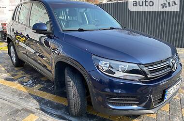 Внедорожник / Кроссовер Volkswagen Tiguan 2011 в Львове