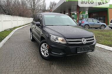 Позашляховик / Кросовер Volkswagen Tiguan 2012 в Одесі