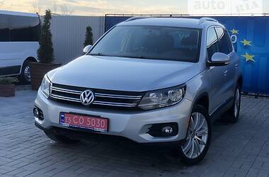 Внедорожник / Кроссовер Volkswagen Tiguan 2011 в Тернополе