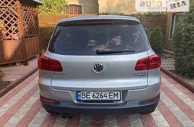 Внедорожник / Кроссовер Volkswagen Tiguan 2013 в Николаеве