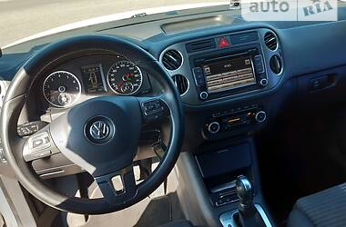 Внедорожник / Кроссовер Volkswagen Tiguan 2010 в Киеве