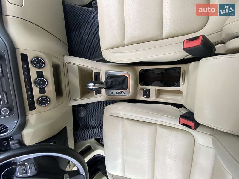 Внедорожник / Кроссовер Volkswagen Tiguan 2013 в Виннице