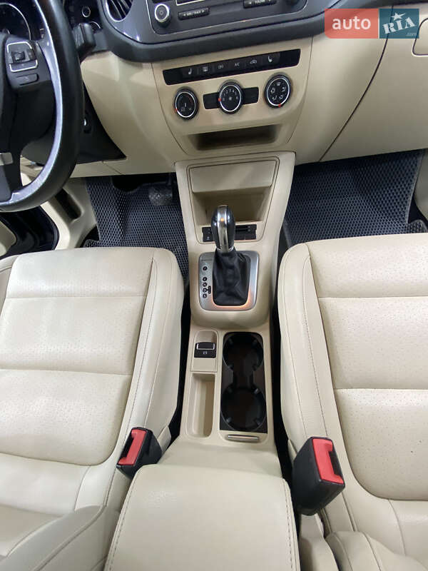 Внедорожник / Кроссовер Volkswagen Tiguan 2013 в Виннице