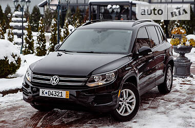 Внедорожник / Кроссовер Volkswagen Tiguan 2016 в Стрые