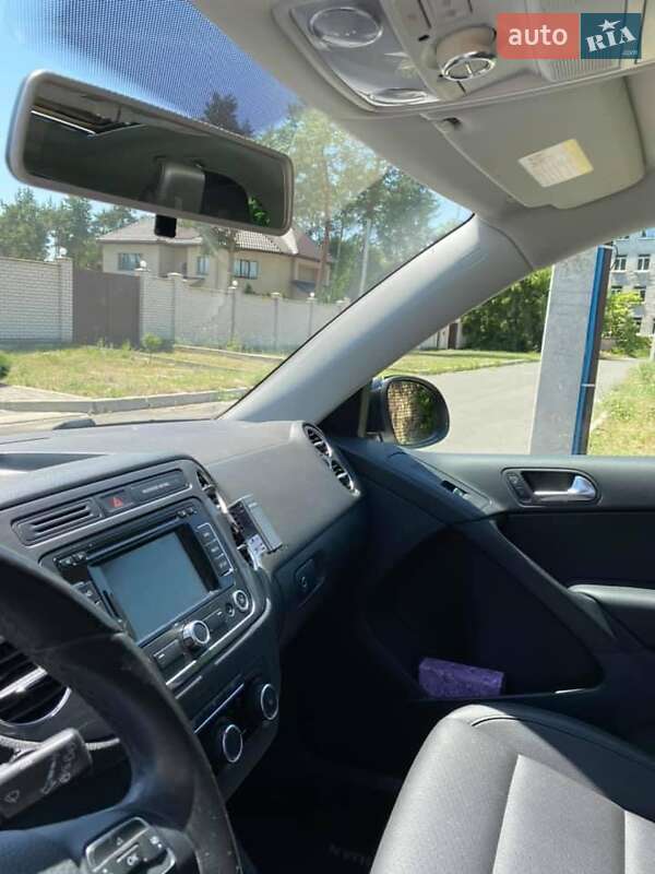 Внедорожник / Кроссовер Volkswagen Tiguan 2011 в Одессе
