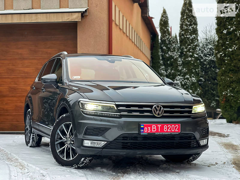 Позашляховик / Кросовер Volkswagen Tiguan 2017 в Мукачевому