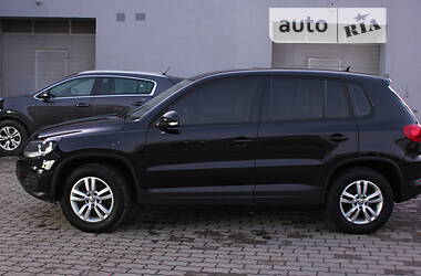 Внедорожник / Кроссовер Volkswagen Tiguan 2014 в Львове