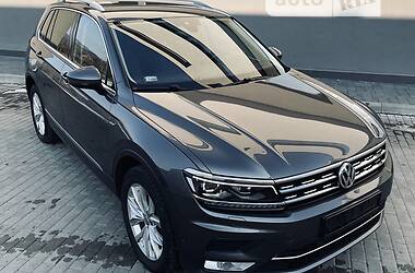 Внедорожник / Кроссовер Volkswagen Tiguan 2016 в Мукачево