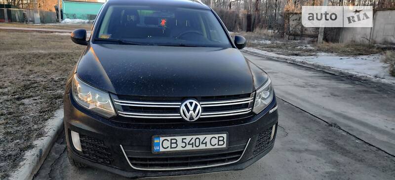 Внедорожник / Кроссовер Volkswagen Tiguan 2015 в Черкассах